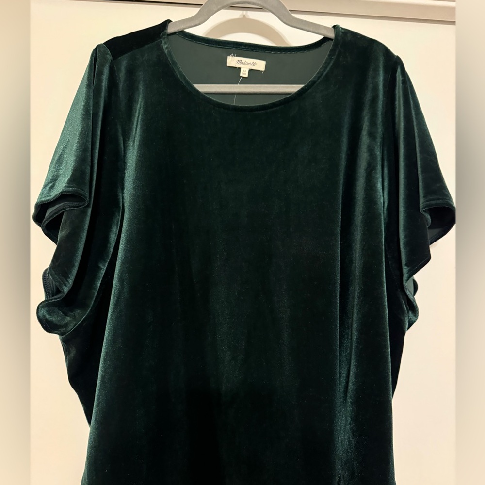 Velvet crop shirt